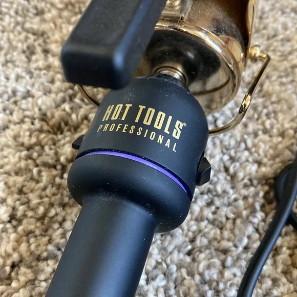 Hot Tools Pro Artist 24K Gold Extended Barrel Curling Iron - Picture 3 of 7